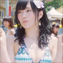 美乳ぷるるん! NMB48、最新シングルのMVで胸の谷間が小刻みに揺れ動くおっぱいダンス