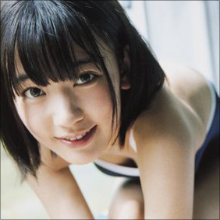 HKT48・宮脇咲良、ファースト写真集で“成長過程”と“懐かしのブルマー姿”を披露!