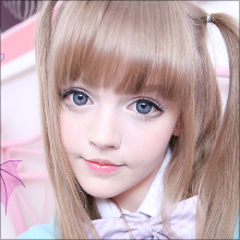 “リアルバービー”ダコタ・ローズ、初の温泉ロケで蛭子能収と混浴! 色白おっぱいで視聴者も虜に