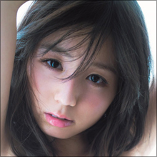 小池里奈、デビュー10周年で見せる新境地!? 自身初プロデュースの写真集が過激すぎる!