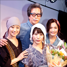 「もう、死んでしまいたい」AV女優・春原未来の嘆きを鬼才・ヘンリー塚本が熱い抱擁で受け止めた! FAプロが創設以来初の自主イベントを開催