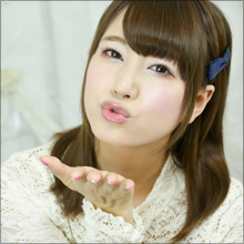 現役女子大生の初川みなみちゃんが汗だく濃厚ベロキスファック! おじさんに吸われて「舌がとれちゃう!」