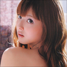佐々木希、濃厚ラブシーンとセクシーサンタコスを披露! “演技下手女優”を返上できるか!?