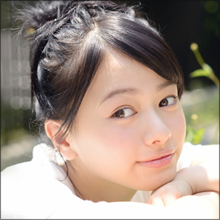 『南くんの恋人』で注目の山本舞香、白スケドレスでセクシーな魅力ふりまく!
