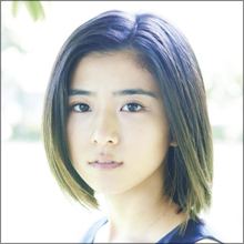 清純派若手女優・黒島結菜、ギャル女子高生姿で注目度アップ! 瑞々しいセクシーさでも話題に