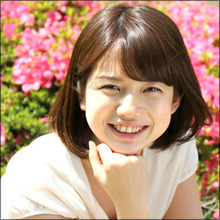 テレ朝・弘中綾香アナ、エロ可愛い私服でAKB48の横山由依に完勝!