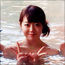 AKB48・峯岸みなみ、ビキニで美ボディ披露も…グループ卒業後の不安を告白
