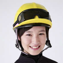 激カワジョッキー・藤田菜七子、過熱する人気にAKB48ファンも注目