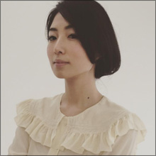 MEGUMI、爆乳健在! 高飛車セレブママを演じてセクシーな魅力で話題に