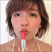 AAA・宇野実彩子、キス顔ショットにファン悶絶! 過去最高級のセクシー写真集で注目度も上昇中