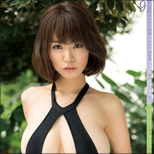 買って損なし眺めてウハウハ! 話題の女性タレント、厳選セクシーカレンダー2017