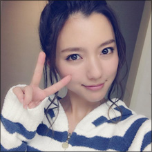 真野恵里菜、生足あらわなパジャマ姿が可愛すぎ! 貴重な「恋ダンス」でも話題に
