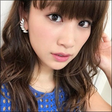 久松郁実、キックボクシングで胸が揺れまくる! 思わぬサービスショットにファン大喜び