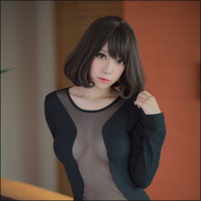 完全に透けてる! レイヤーグラドル・宮本彩希の「妄撮ワンピ」が大反響
