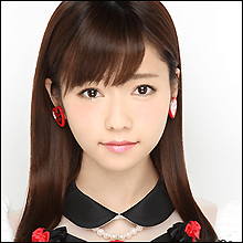 島崎遥香、男性ファン切り捨て「オシャレ系」に移行!? ファッションブックの売上が分かれ目