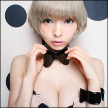 「金髪ショート巨乳」最上もが、最強アイドルの初ソロ写真集にファンは尋常ではない盛り上がり