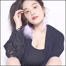 筧美和子のバストがさらに巨大化!? 「超軟乳」グラビアに絶賛の声