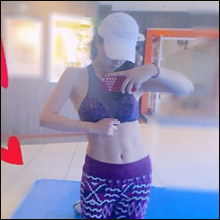 元モー娘。久住小春、ちっぱいショットでファンを魅了! 巨乳時代はなかったことに!?