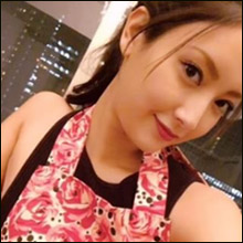 「私が奥さんになったら…」菜々緒、エプロン姿でキス顔を披露! 悪女イメージとのギャップにファン興奮