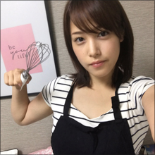 テレ東・鷲見玲奈アナ、異色の“たれ”番組でファン垂涎の着衣巨乳! メガネ姿にも「最高すぎる」の声