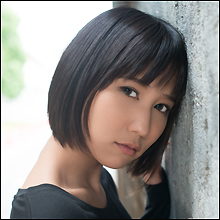 “AV女優なのに歌もダンスもレベルが高い”が目標! ショートカット美女・湊莉久、セクシーアイドルユニット「KÜHN」について語る