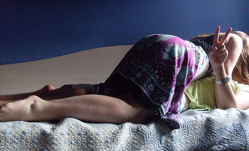 bedsign0912fla.jpg