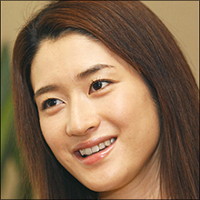 「楽屋の加湿器を盗んだ人気女優」友近が暴露した“盗人”の正体は