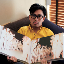 「これを撮らないと次に行けない」写真家が見たかった男女300人の“交尾”