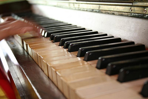 pianist0517fla.jpg