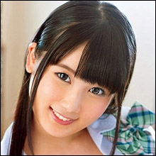 禿げ頭に舌を這わせながらウットリする美少女! オジサンフェチのJKを宮崎あやが好演