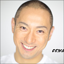 海老蔵のことが“大好き過ぎる”大女優、本気の恋心!?