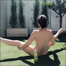 海空花、全裸御開帳ショット! 天気が良すぎて日光マン浴