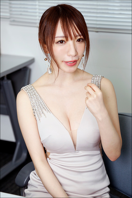 清水あいり、めちゃくちゃ危ない水着で挑んだVRグラビア! 危険なシーン満載のVR撮影秘話を明かす!!の画像2