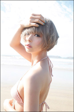 最上もが、過去最大露出の新写真集リリース決定! ランジェリー姿以上の過激ショットに期待の画像1