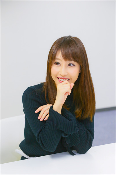 AV女優・あやみ旬果が初体験! ラブドールのリアルなボディに感銘を受ける!の画像14