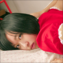 グラドルたちの姫始め!?　バナナを咥え、尻を出す…新年からエロすぎるニコ生番組！