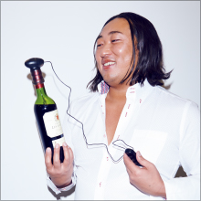 「マジでハンパないバイブ力!!」ロバート秋山が亀頭マッサージャーの新しい使い方を提案？