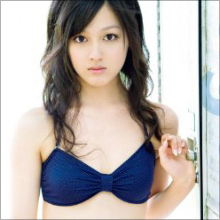 元モーニング娘。久住小春が「本気のディープキス」披露、アイドルオタ落胆でさらなるファン離れを招く?