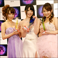 『DMMアダルトアワード2014』グランプリに輝いた上原亜衣の感動のスピーチにもらい泣き続出!!