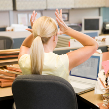 5月の合言葉は「ADいない?」 この時期、テレビ業界に忍び寄る人材不足とは…