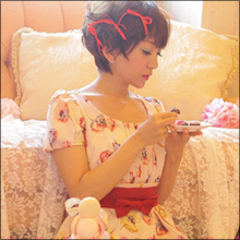 加藤茶の嫁・綾菜がブログ開設も「宣伝臭がハンパない」の声