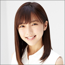 見えそうで見えない…パンチラで話題の女優・真野恵里菜、バラエティではガード固し