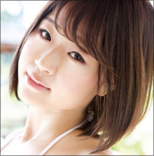 エロさを目指してないのに刺激的!?　ロリ顔と爆乳で人気のグラドル・水月桃子の最新DVD