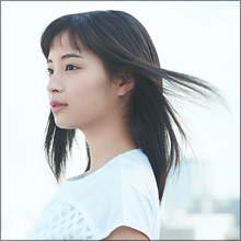 「子どものころから輝きが違う」　広瀬すずの“はじめて写真”に絶賛の声