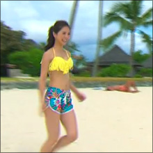 旅サラダガールズ・西山真以、オイルマッサージで背中ヌード披露