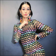 水原希子、ミニスカワンピで圧巻の脚線美! 最新CMでも生々しい色気の美脚ショット