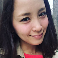 美巨乳谷間にファン興奮！　ローカルタレント・武田訓佳の入浴ショットが話題に