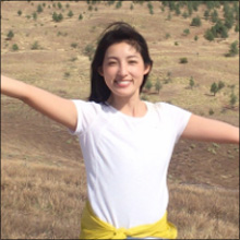 ミステリーハンター・大杉亜依里、美ヒップあらわなビキニショットに興奮の声