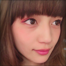 インスタ開設で話題の川口春奈、美貌が絶賛されるも違和感を覚えるファンも