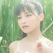 お尻の割れ目バッチリの超接写！　G乳グラドル・片岡沙耶、最新DVDは過激な密着シーンのオンパレード